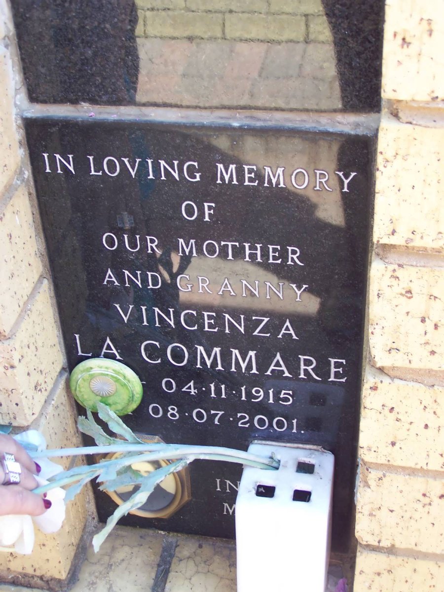 COMMARE Vincenza, la 1915-2001