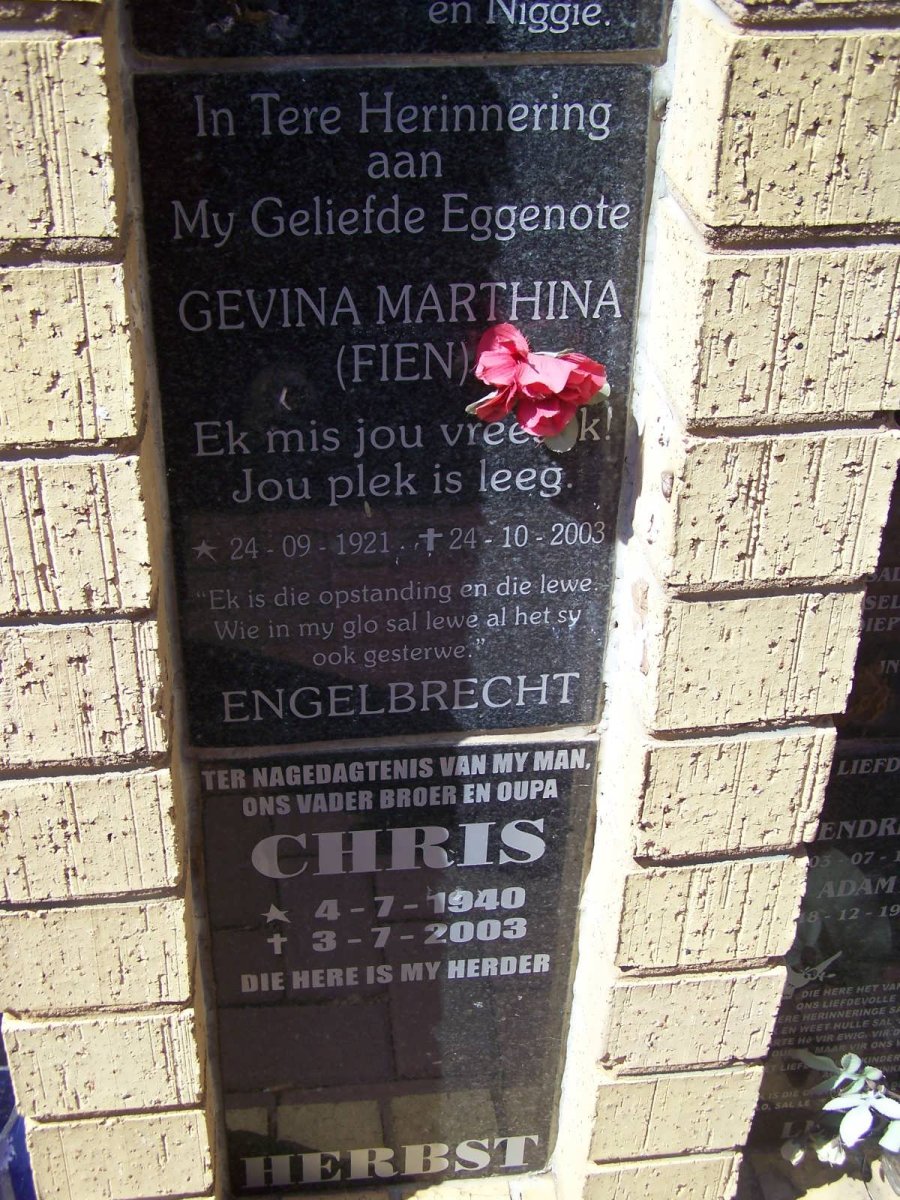 ENGELBRECHT Gevina Marthina 1921-2003 :: HERBST Chris 1940-2003