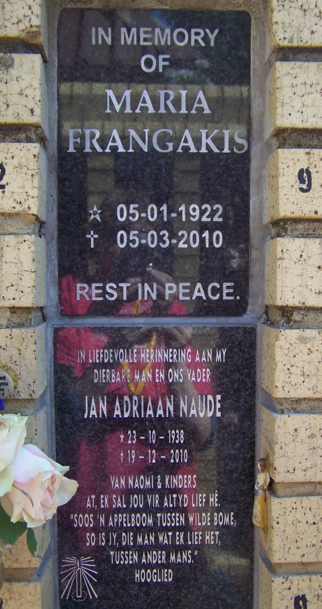 FRANGAKIS Maria 1922-2010 :: NAUDE Jan Adriaan 1938-2010