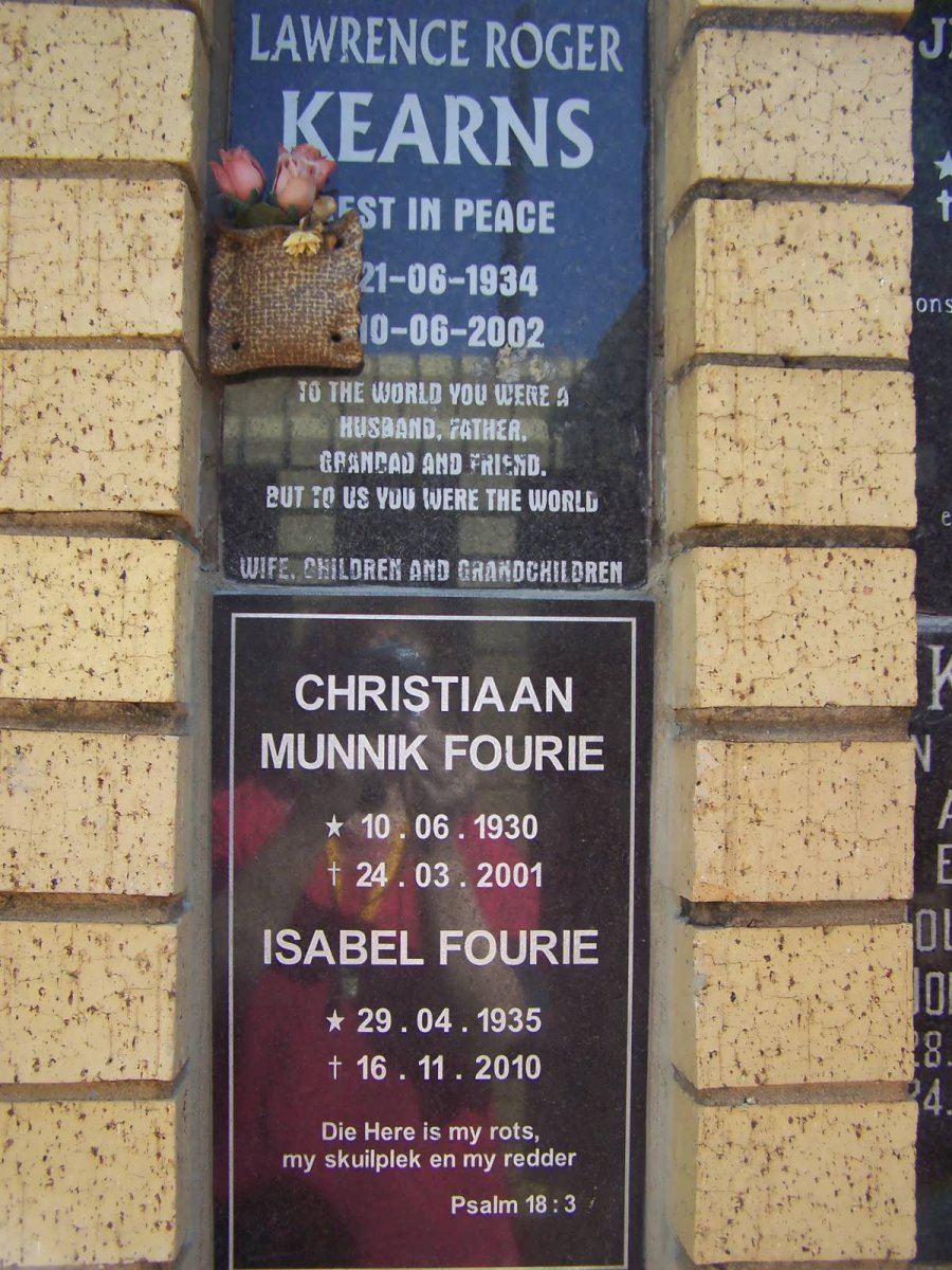 KEARNS Lawrence Roger 1934-2002 :: FOURIE Christiaan Munnik 1930-2001 &amp; Isabel 1935-2010