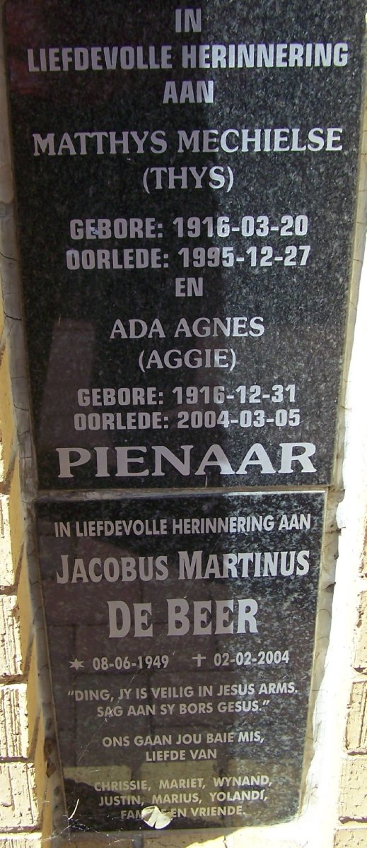 PIENAAR Matthys Mechielse 1916-1995 &amp; Ada Agnes 1916-2004  :: DE BEER Jacobus Martinus 1949-2004