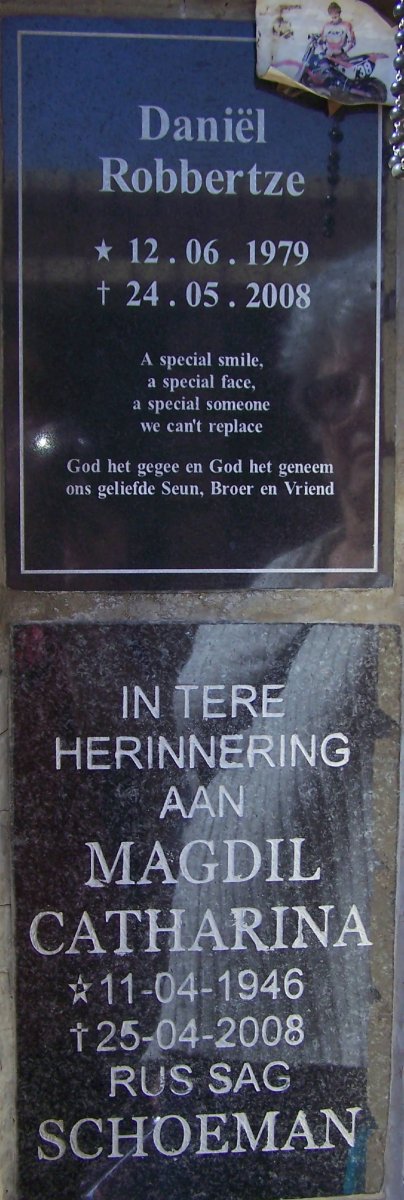 ROBBERTZE Daniel 1979-2008 :: SCHOEMAN Magdil Catharina 1946-2008