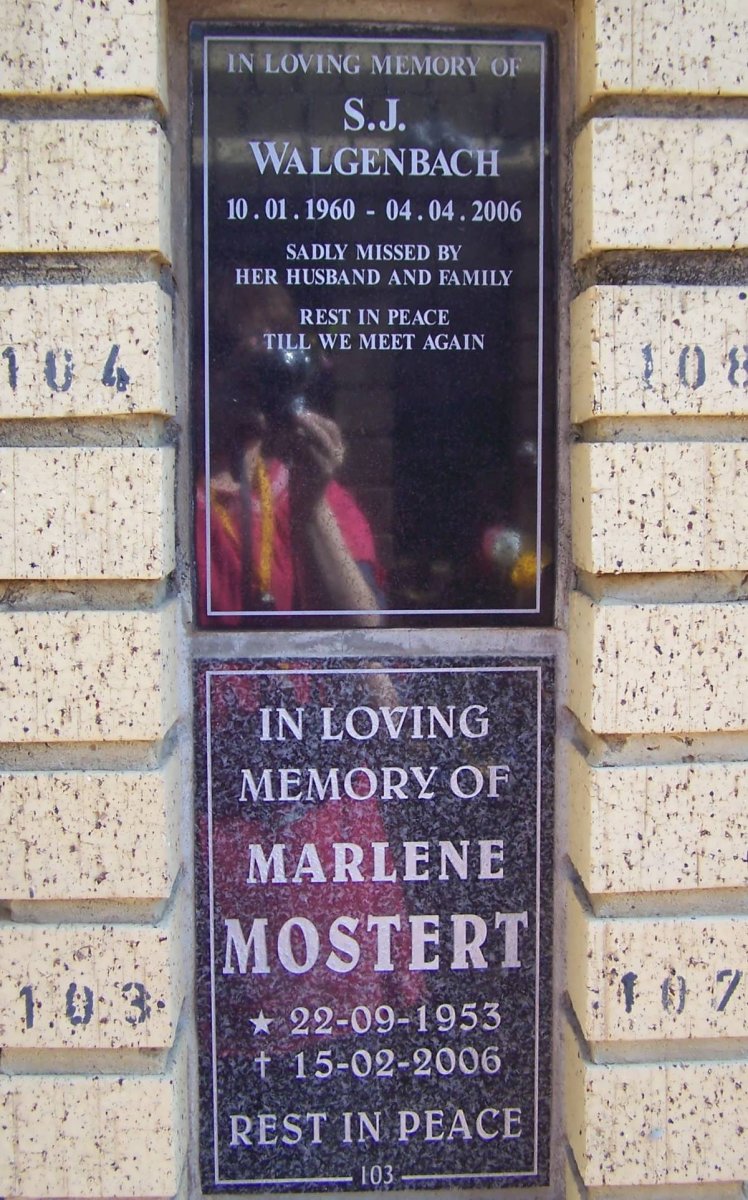 WALGENBACH S.J. 1960-2006 :: MOSTERT Marlene 1953-2006