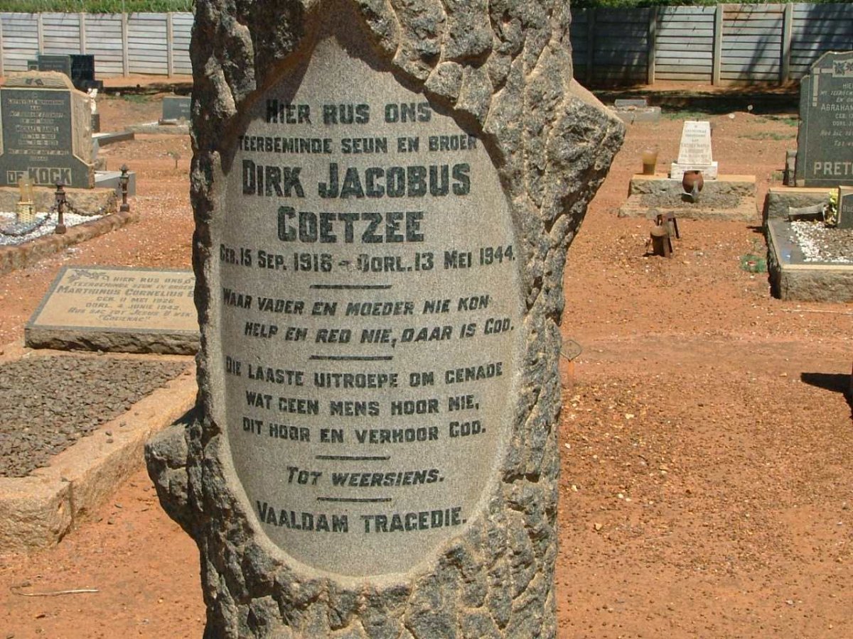 COETZEE Dirk Jacobus 1918-1944