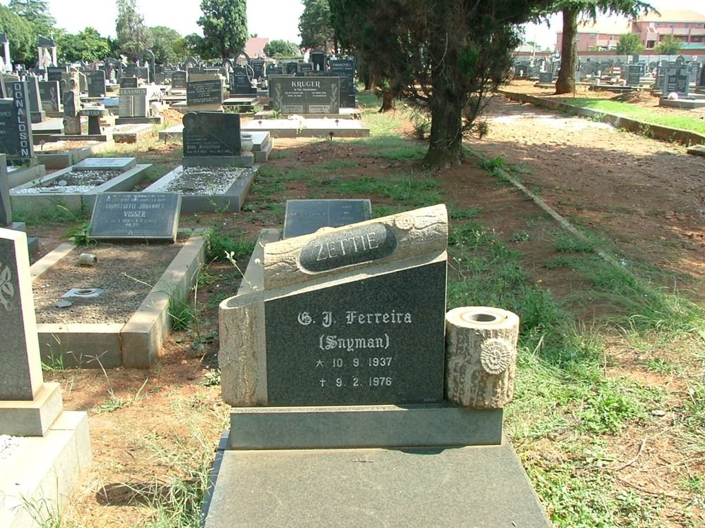 FERREIRA C.J. nee SNYMAN 1937-1976