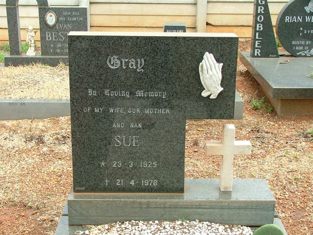 GRAY Sue 1925-1976