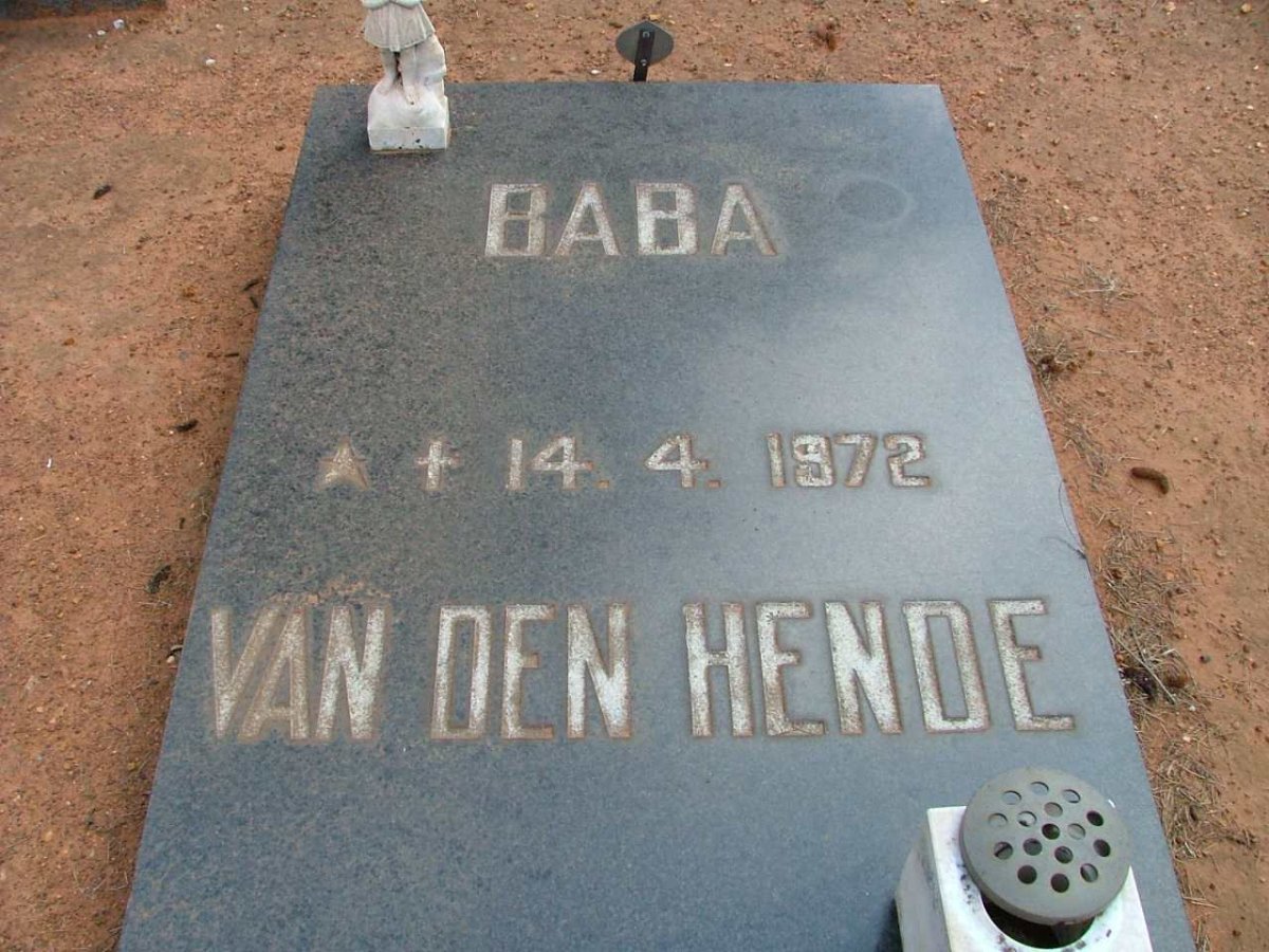 HENDE baby, van der 1972-1972