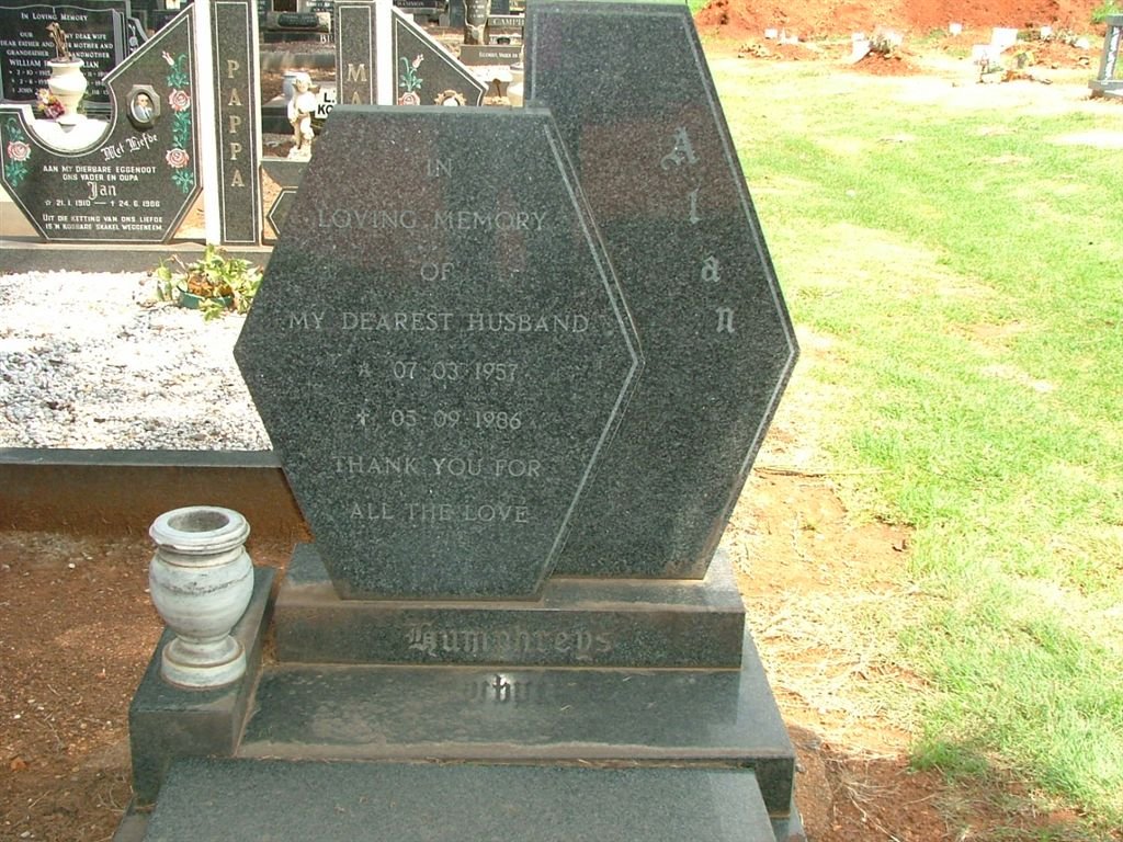 HUMPHREYS Alan 1957-1986