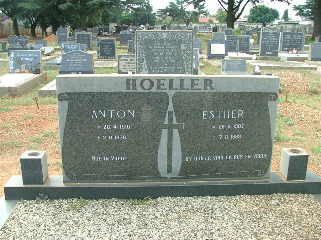 HOELLER Anton 1910-1976 &amp; Esther 1907-1988