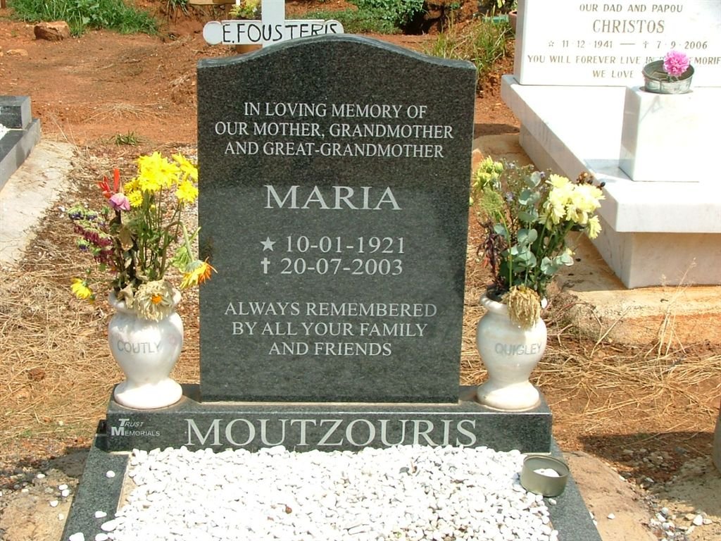 MOUTZOURIS Maria 1921-2003