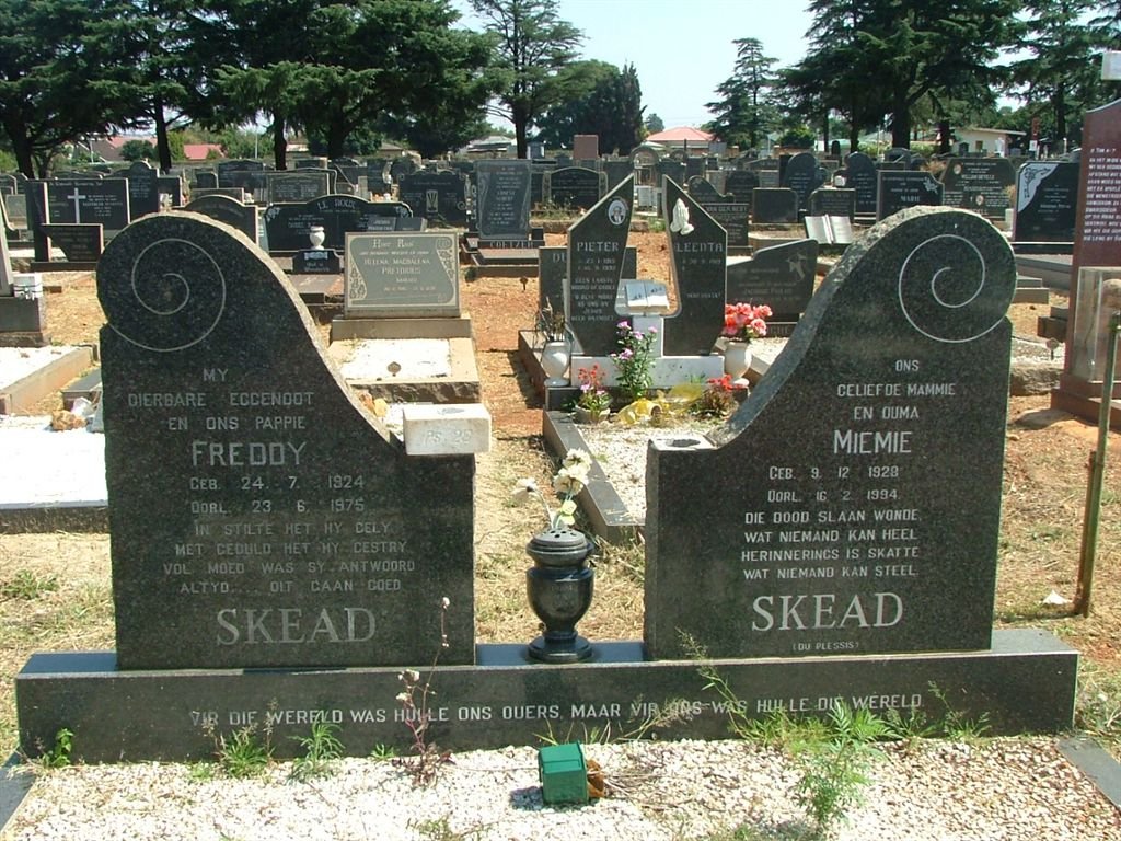 SKEAD Freddy 1924-1975 &amp; Miemie 1928-1994