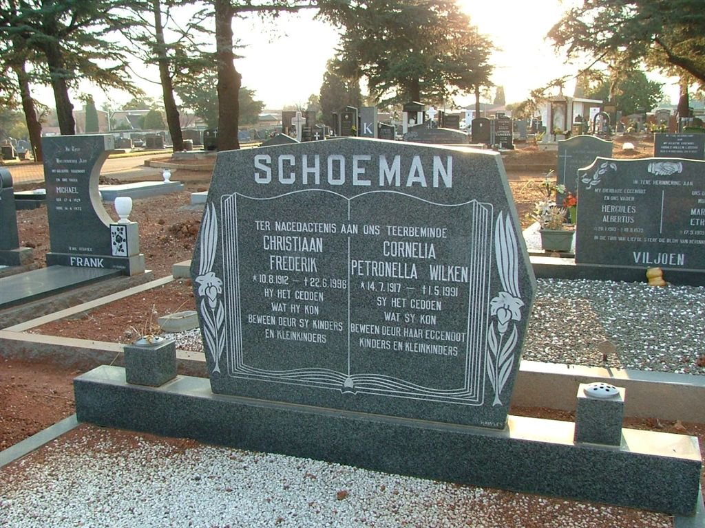 SCHOEMAN Christiaan Frederik 1912-1996 &amp; Cornelia Petronella WILKEN 1917-1991