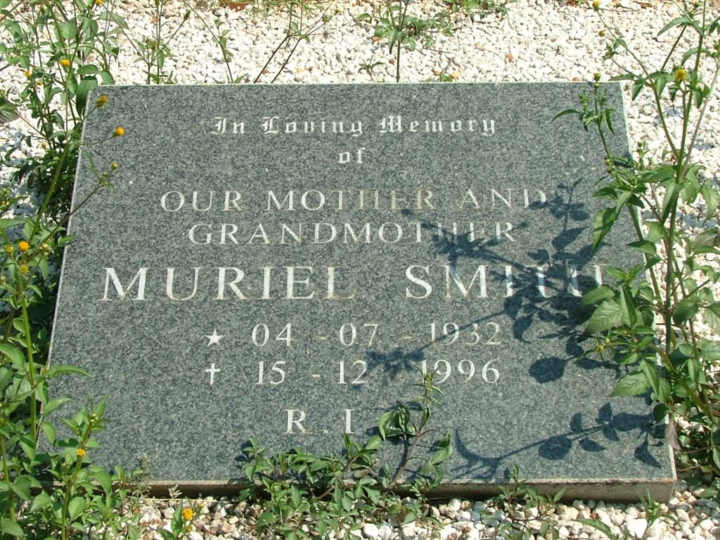 SMITH Muriel 1932-1996