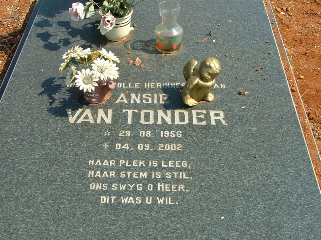 TONDER Ansie, van 1956-2002