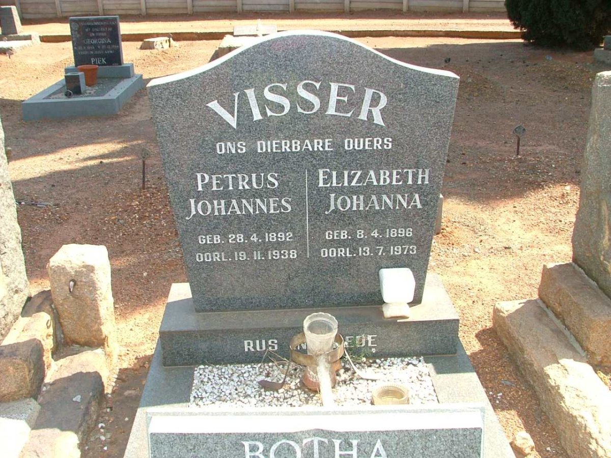 VISSER Petrus Johannes 1892-1938 & Elizabeth Johanna 1896-1973 :: BOTHA Elizabeth J. nee VISSER 1925-1986_2