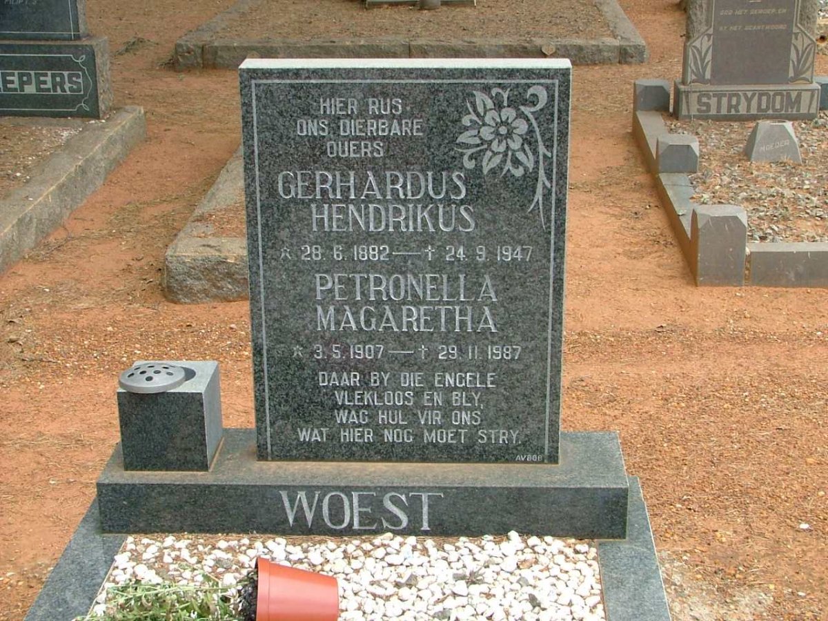 WOEST Gerhardus Hendrikus1882-1947 &amp; Petronella Magaretha 1907-1987