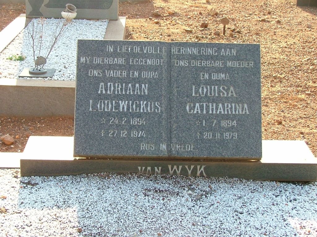 WYK Adriaan Lodewickus, van 1894-1974 &amp; Louisa Catharina 1894-1979