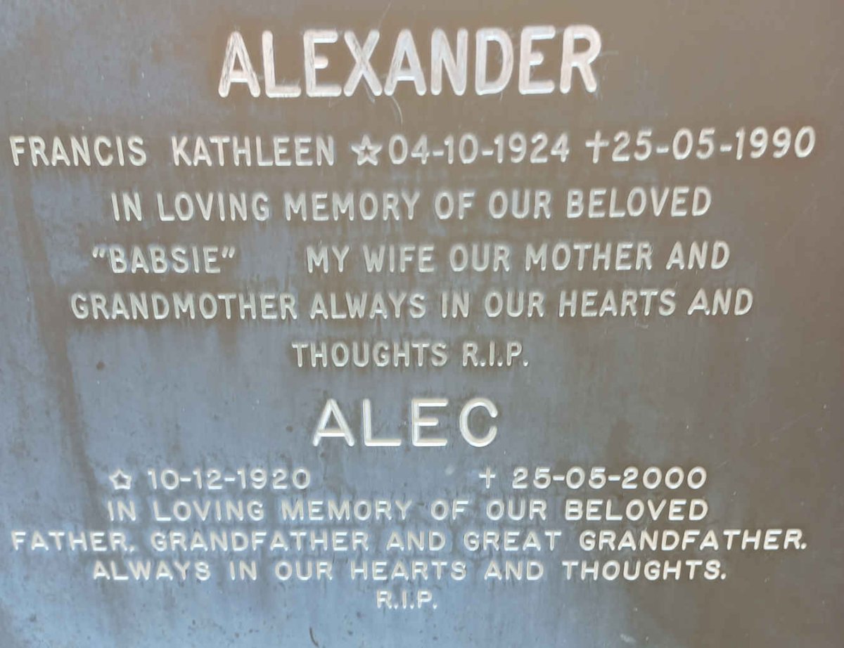 ALEXANDER Alec 1920-2000 &amp; Francis Kathleen 1924-1990