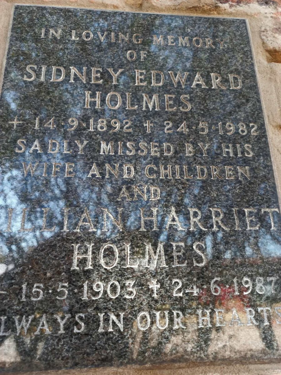 HOLMES Sidney Edward 1892-1982 &amp; Lillian Harriet 1903-1987