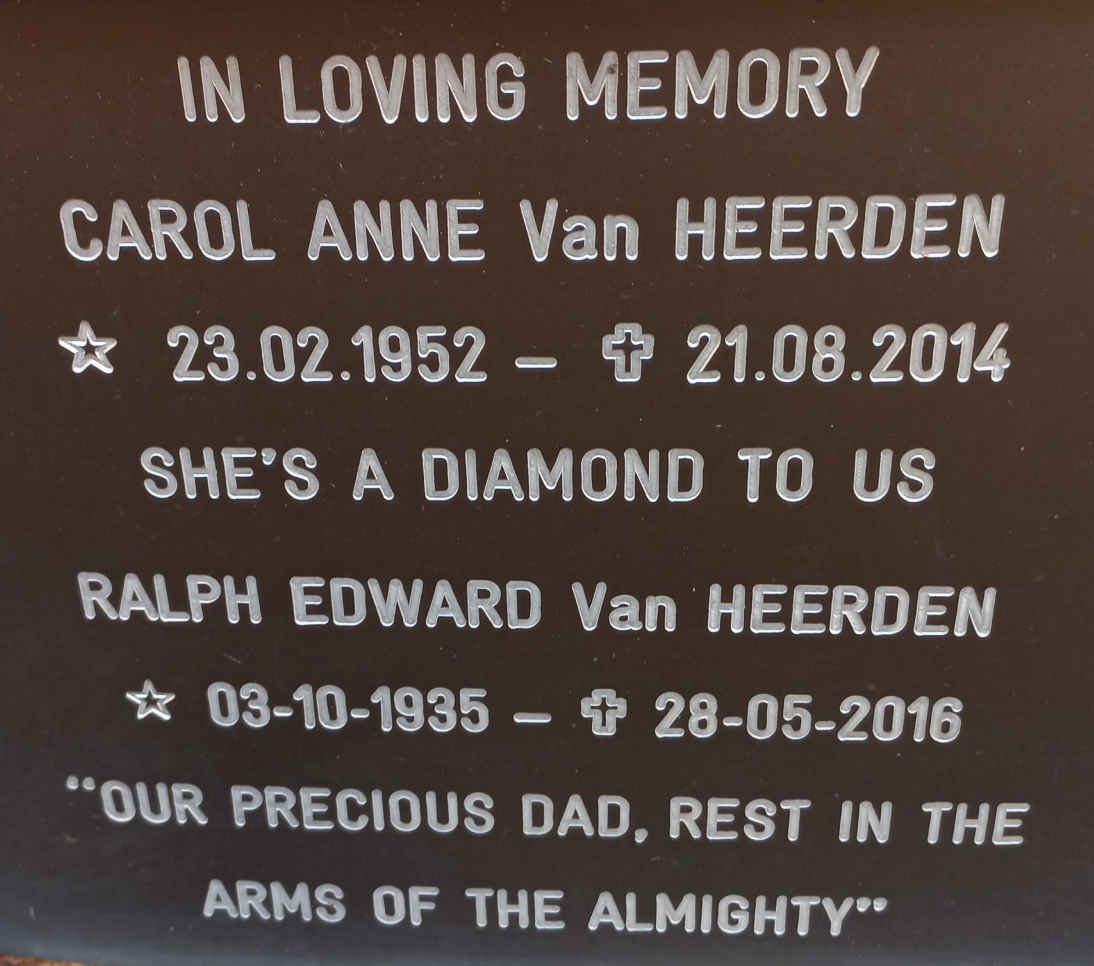 HEERDEN Ralph Edward, van 1935-2016 :: VAN HEERDEN Carol Anne 1952-2014