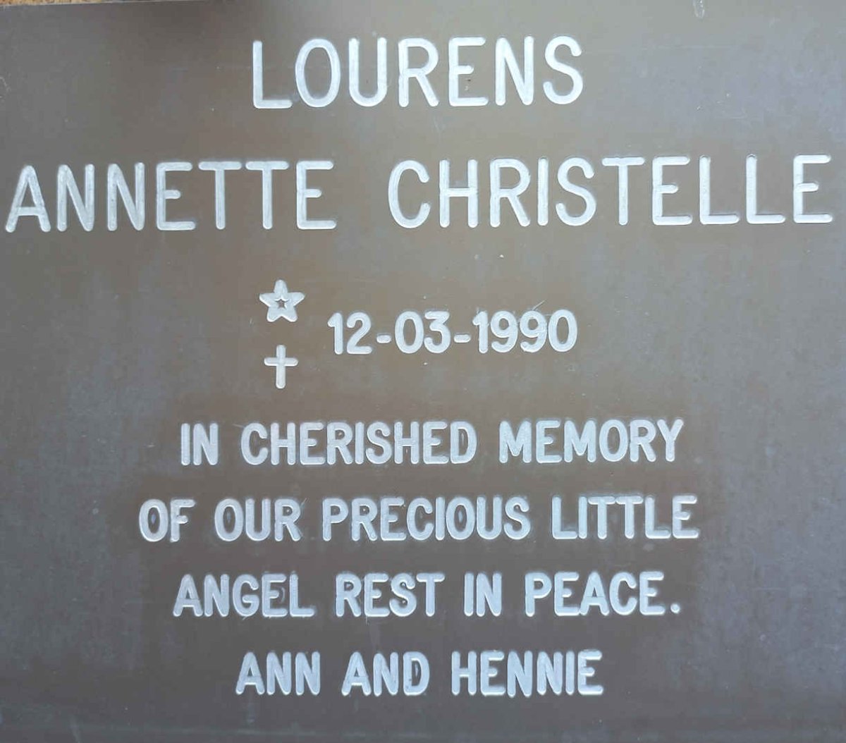 LOURENS Annette Christelle 1990-1990