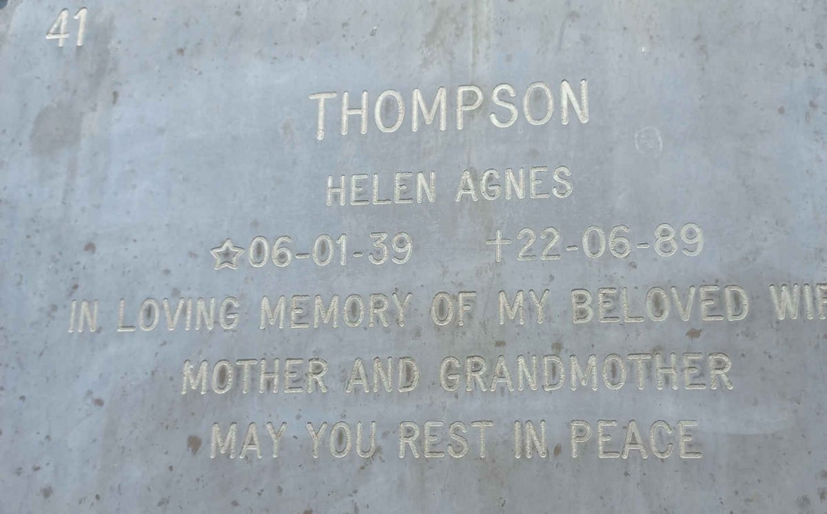 THOMPSON Helen Agnes 1939-1989