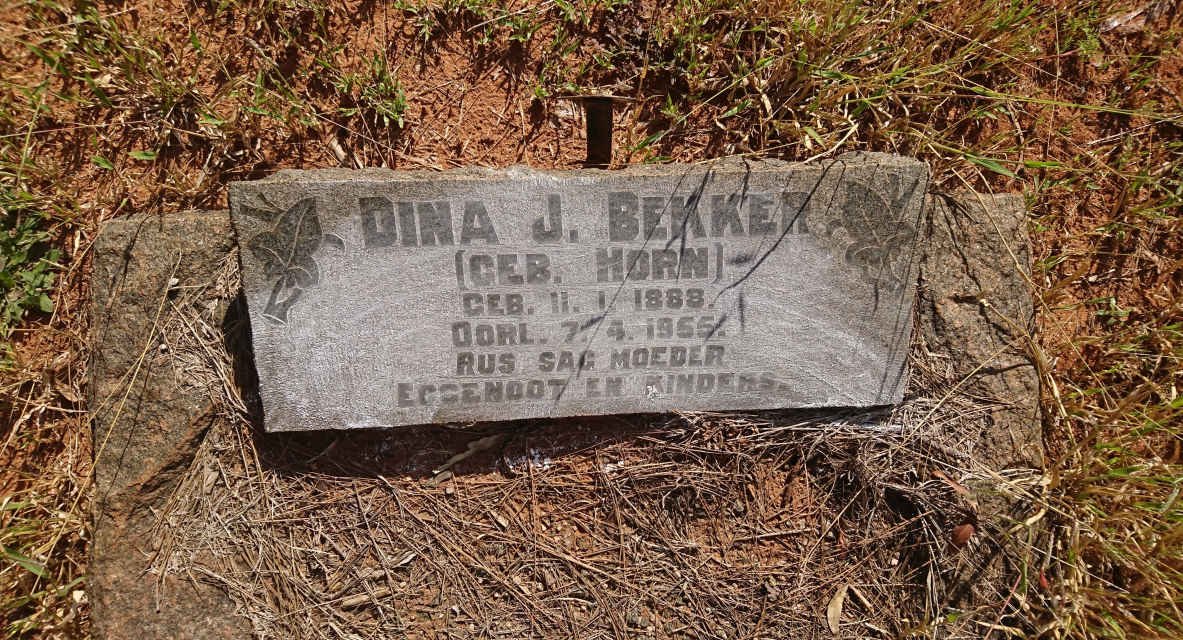 BEKKER Dina J. nee HORN 1888-1955