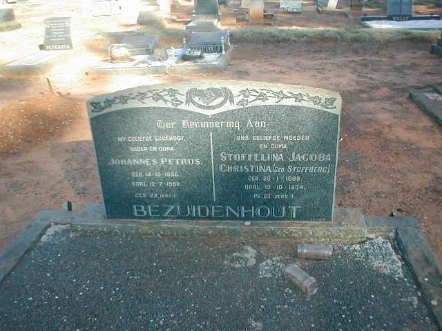 BEZUIDENHOUT Johannes Petrus 1886-1962 &amp; Stoffelina Jacoba  Christina STOFFBERG 1888-1974