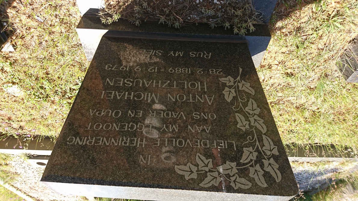 HOLTZHAUSEN Anton Michael 1889-1973 &amp; Catharina Maria VENTER 1893-1976