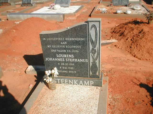 STEENKAMP Lourens Johannes Stephanus 1916-1988