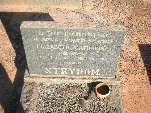 STRYDOM Elizabeth Catharina geb. MEYER 1913-1960