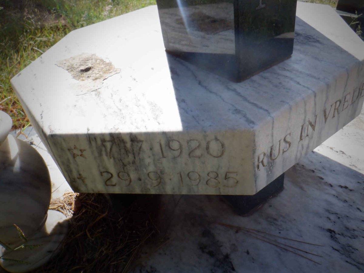 TRIBELHORN Koos 1920-1985 &amp; Anna 1925-