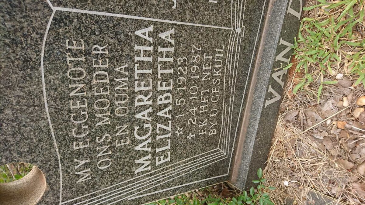 DYK Tobias Johannes, van 1914-1988 &amp; Magaretha Elizabetha 1923-1987