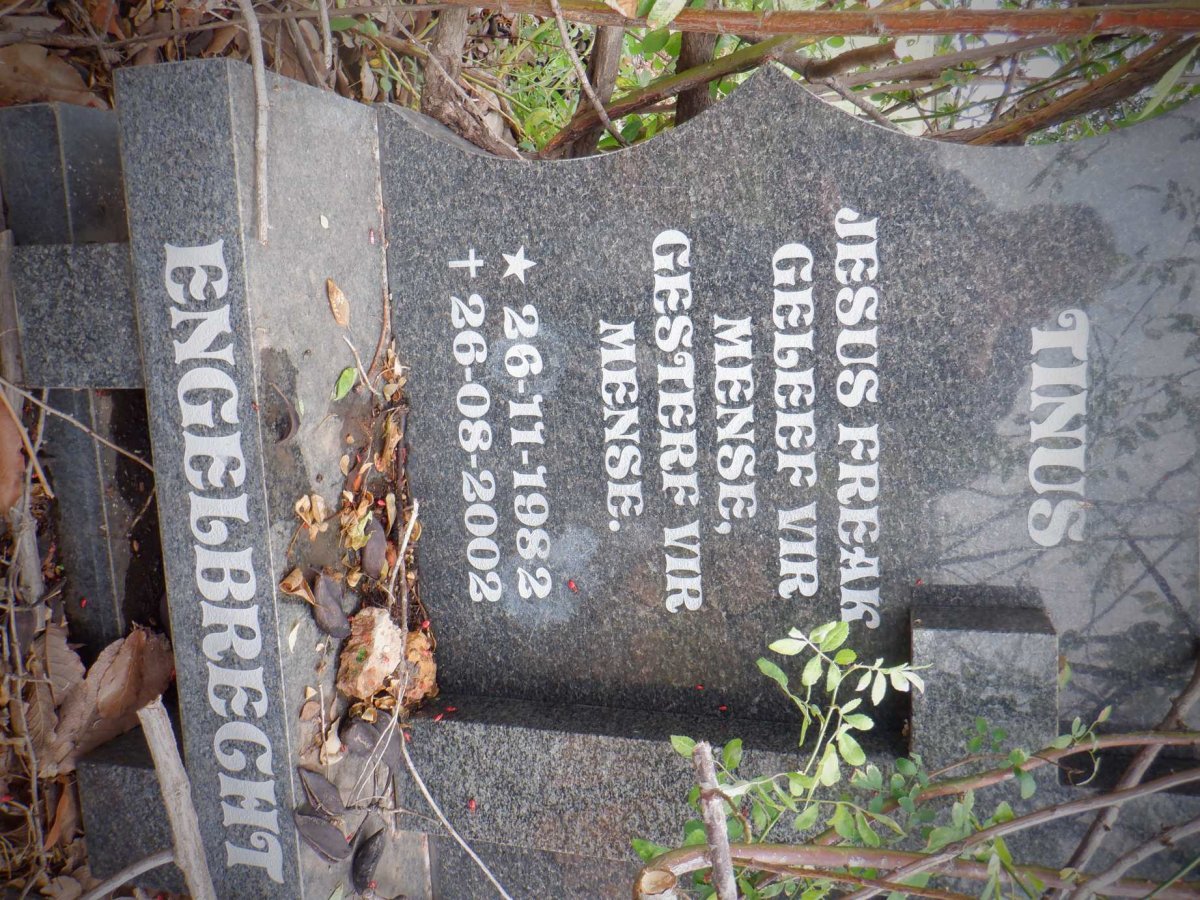 ENGELBRECHT Tinus 1982-2002