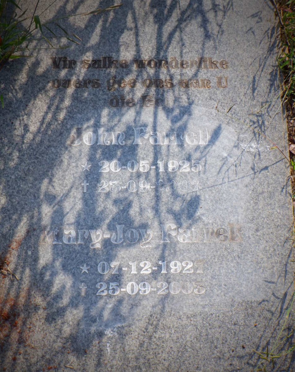 FARRELL John 1925-2007 &amp; Mary-Joy 1927-2003