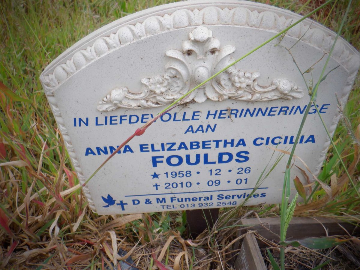 FOULDS Anna Elizabetha Cicilia 1958-2010