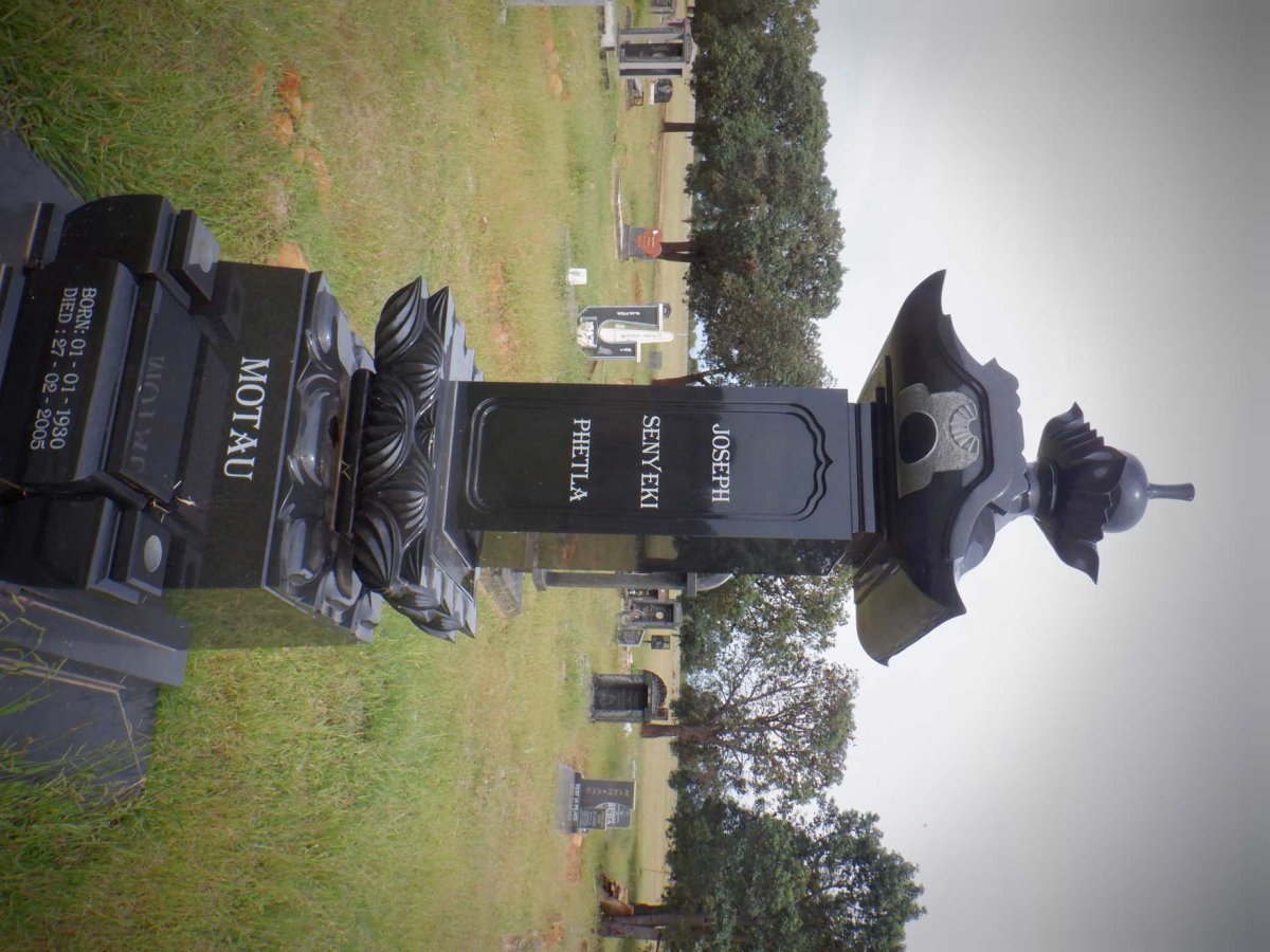 MOTAU Joseph Senyeki Phetla 1930-2005