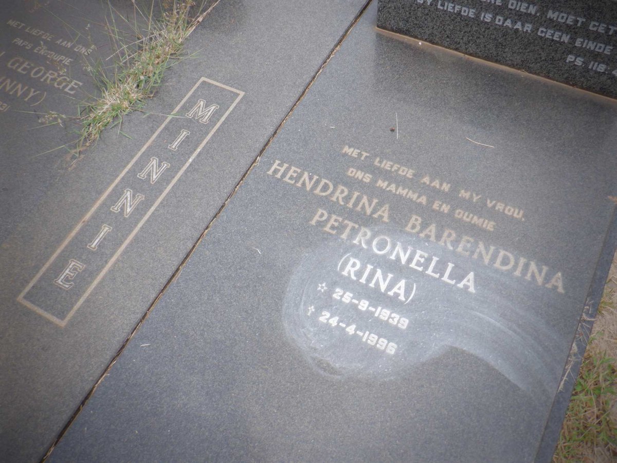 MINNIE Jan George 1931-2002 &amp; Hendrina Barendina Petronella 1939-1996