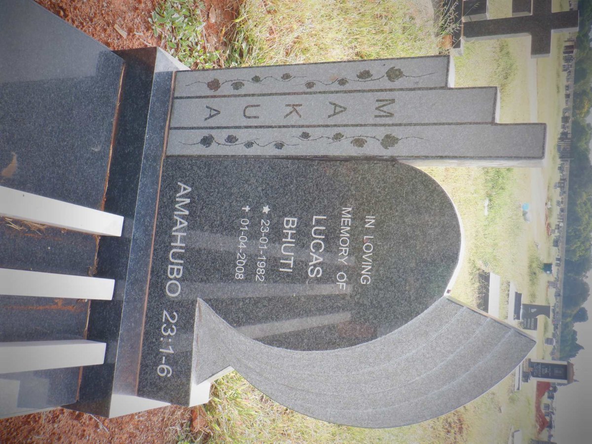 MAKUA Lucas Bhuti 1982-2008