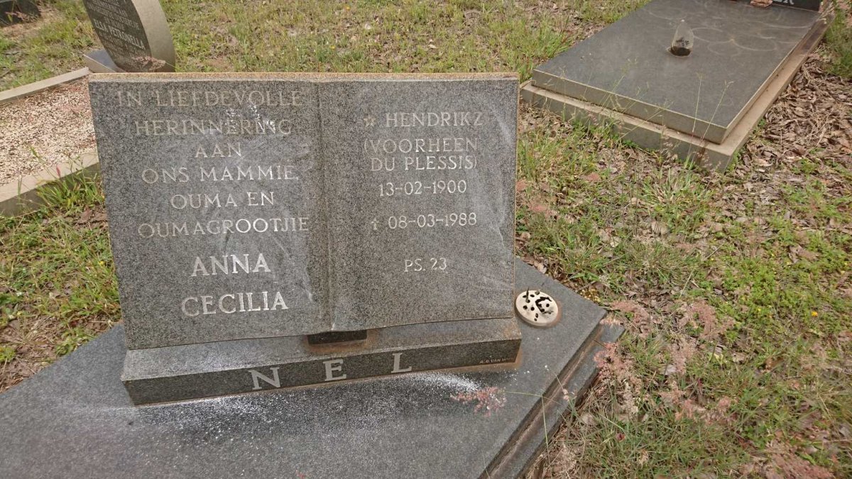 NEL Anna Cecilia nee HENDRiKZ voorheen DU PLESSIS 1900-1988