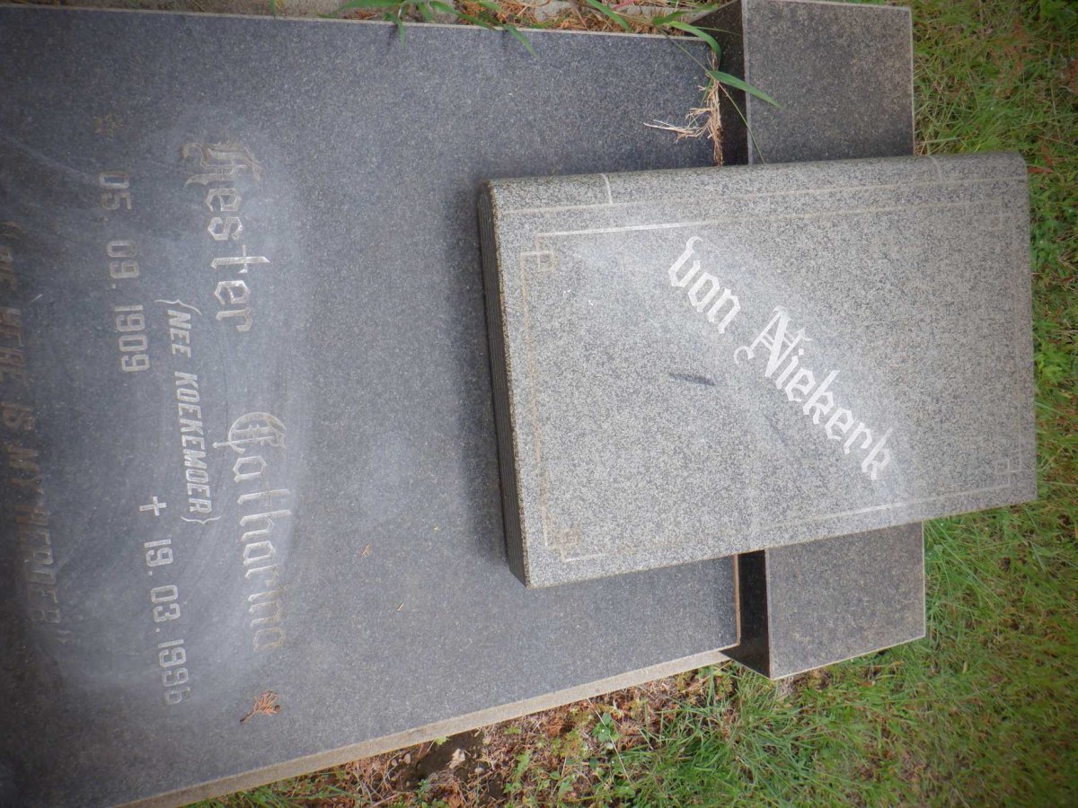 NIEKERK Hester Catharina, van nee KOEKEMOER 1909-1996