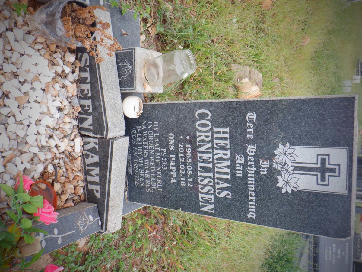 STEENKAMP Hermias Cornelissen 1965-2012