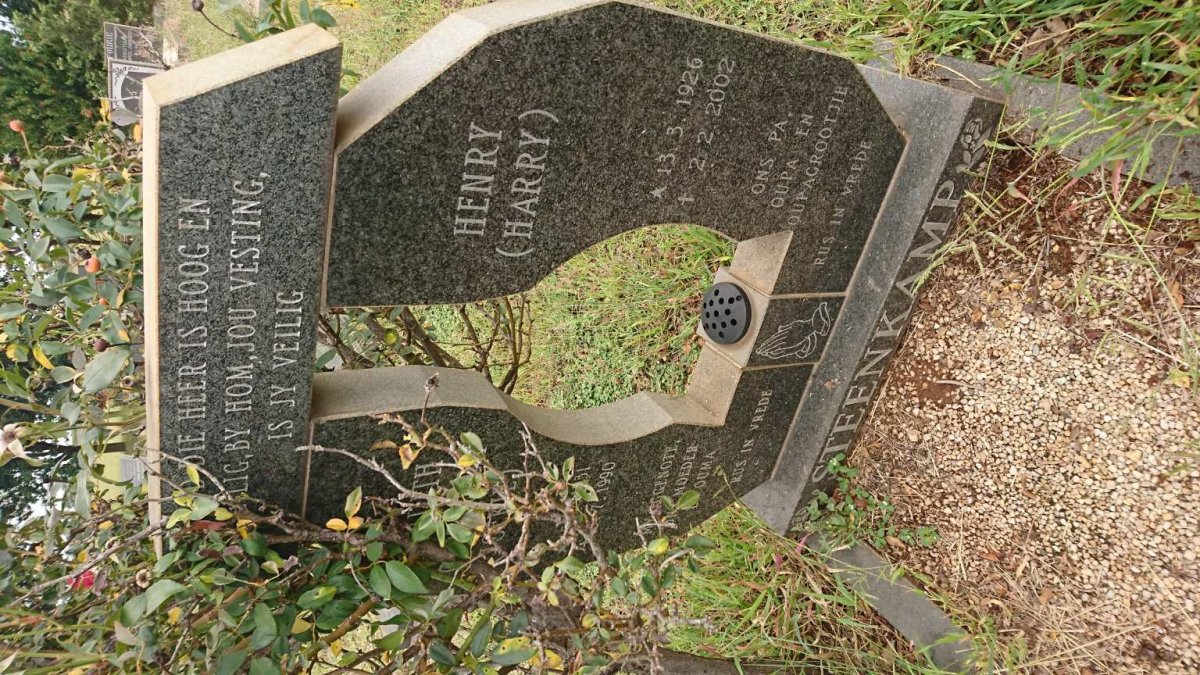 STEENKAMP Henry 1926-2002 &amp; Judith Gertruida 1931-1990