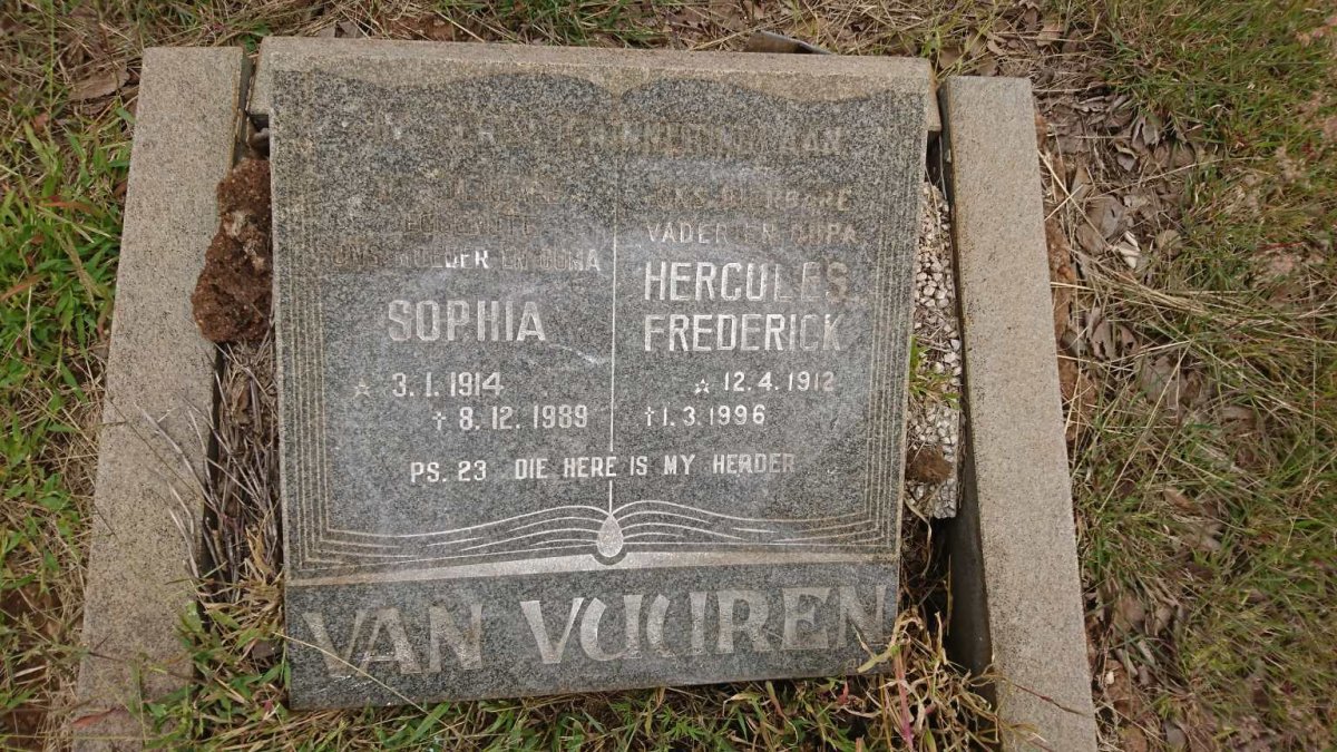 VUUREN Hercules Frederick, van 1912-1996 &amp; Sophia 1914-1989