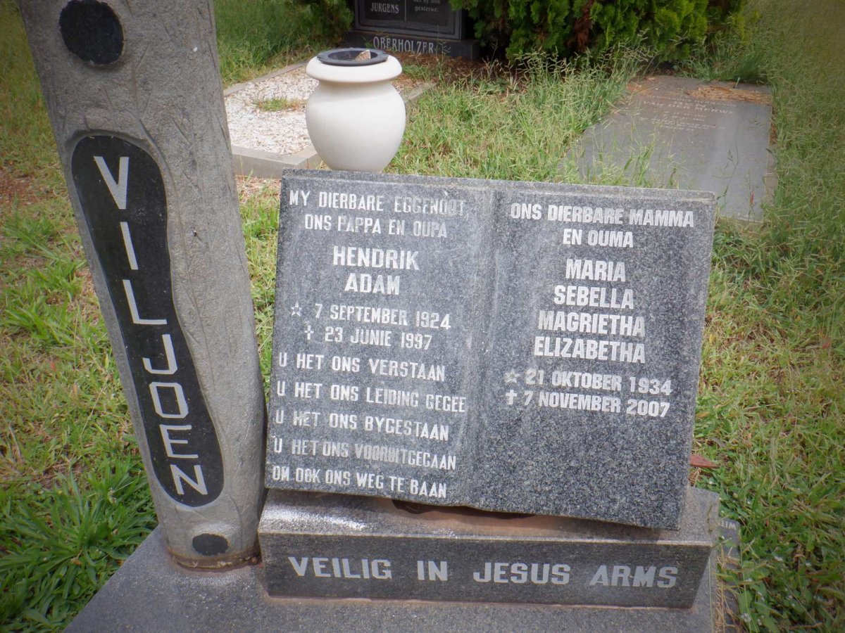 VILJOEN Hendrik Adam 1924-1997 &amp; Maria Sebella Magrietha Elizabetha 1934-2007