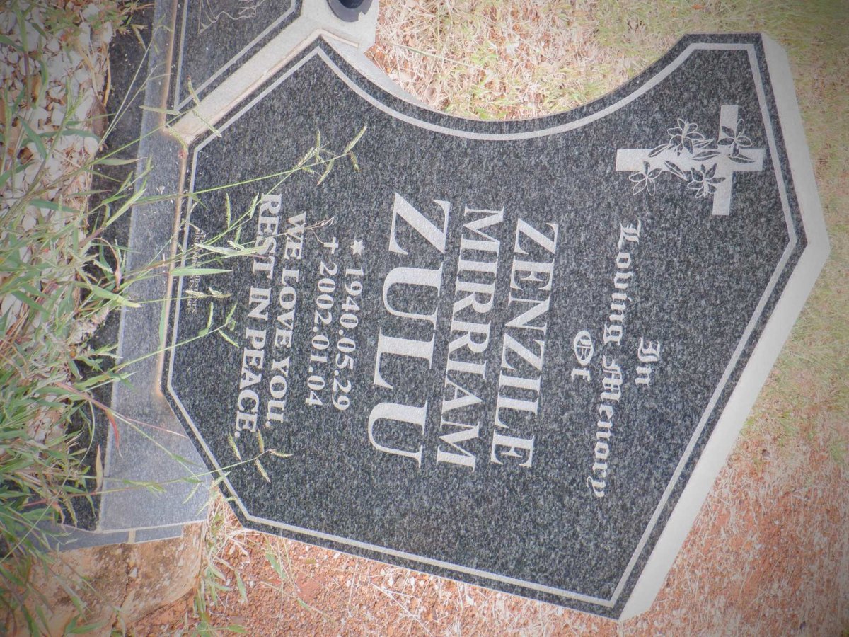 ZULU Zenzile Mirriam 1940-2002