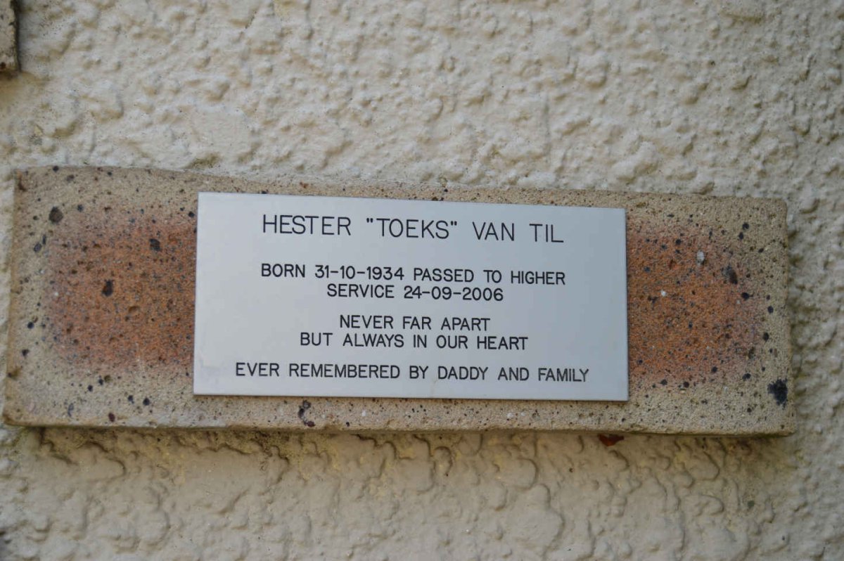 TIL Hester, van 1934-2006