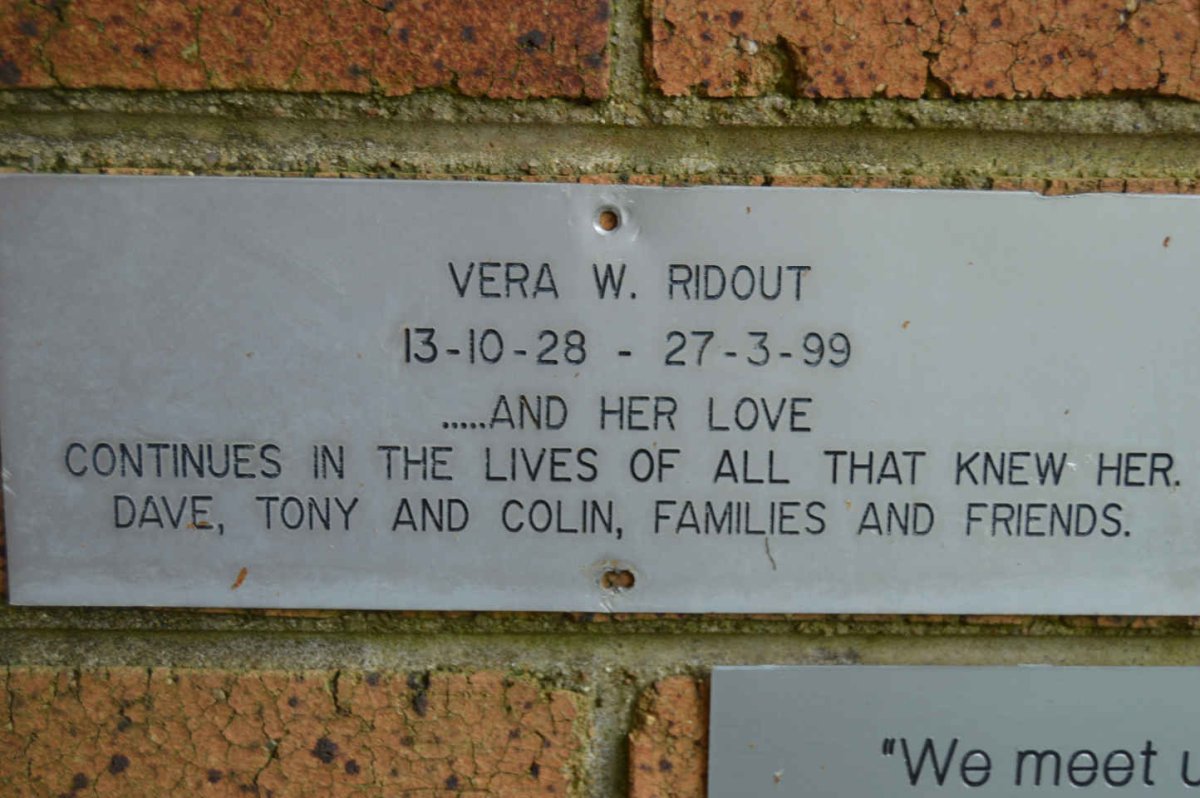 RIDOUT Vera W. 1928-1999