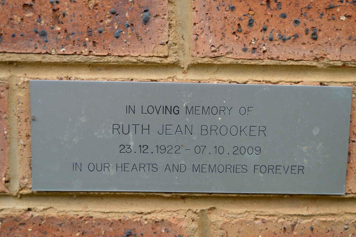 BROOKER Ruth Jean 1922-2009