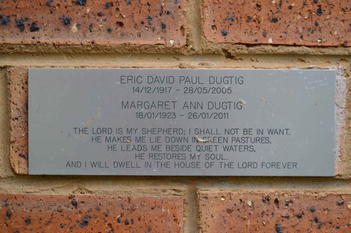 DUGTIG Eric David Paul 1917-2005 &amp; Margaret Ann 1923-2011
